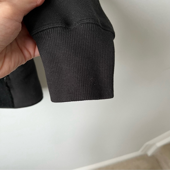 Lululemon Black Stand Out Sherpa Jacket Size 10 - Picture 8 of 14